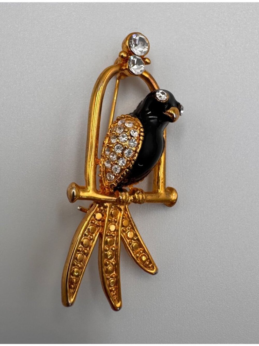 Vintage Black Enamel Rhinestone Bird on Perch Gold Tone Figural Brooch